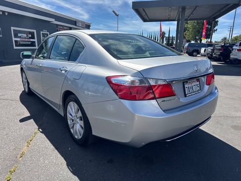 Used 2013 Honda Accord EX image 5