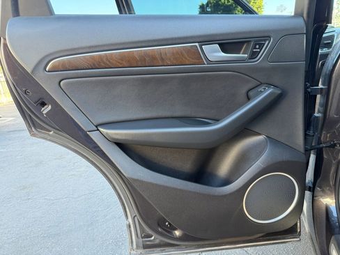 Used 2016 Audi Q5 2.0T Premium Plus w/ Technology Package image 28