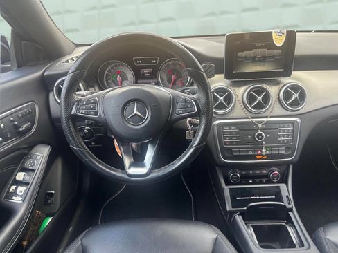 Used 2015 Mercedes-Benz CLA 250 image 21