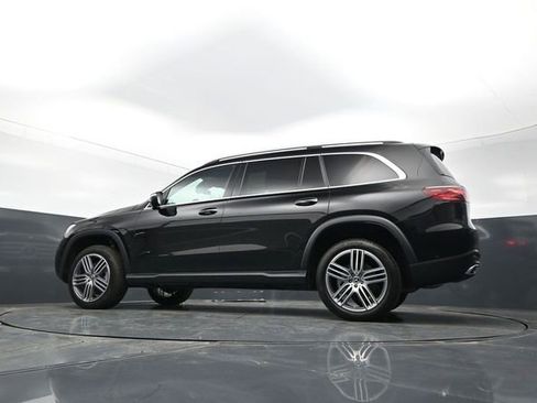 Used 2025 Mercedes-Benz GLS 450 4MATIC image 31