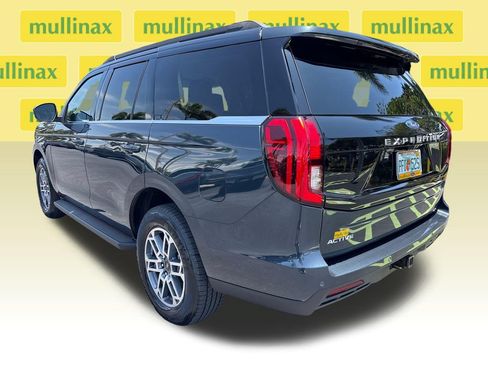 New 2026 Ford Expedition Active RWD image 4