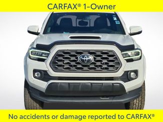 Used 2022 Toyota Tacoma TRD Sport w/ TRD Premium Sport Package video 4