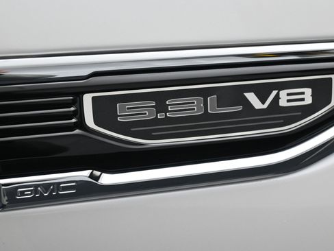 Used 2023 GMC Sierra 1500 SLT w/ SLT Premium Package image 12