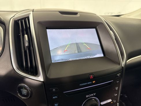 Used 2015 Ford Edge Titanium w/ Equipment Group 301A image 8