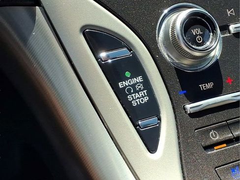 Used 2019 Lincoln Nautilus Reserve AWD/4WD image 9