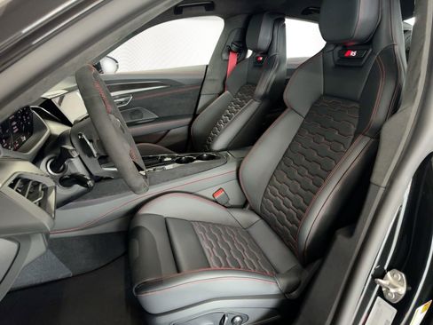 New 2026 Audi RS e-tron GT performance image 5