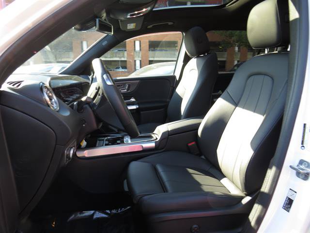 Used 2026 Mercedes-Benz GLB 250 4MATIC image 20