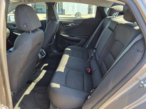 Used 2024 Chevrolet Malibu LT FWD image 16