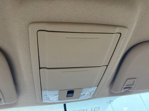 Used 2011 Ford F350 Lariat w/ Lariat Interior Pkg AWD/4WD image 16