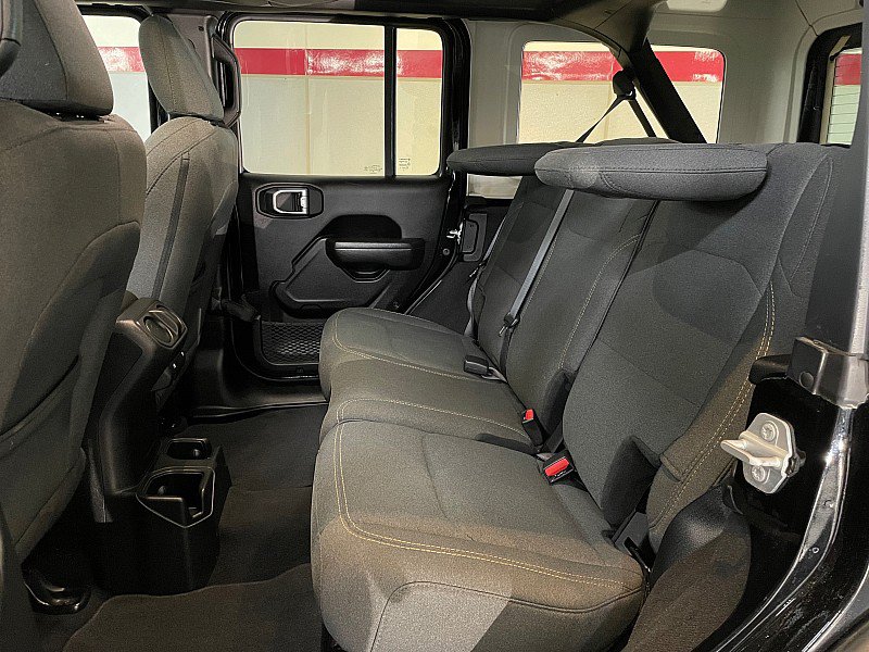 Used 2025 Jeep Wrangler Unlimited Sport AWD/4WD image 21