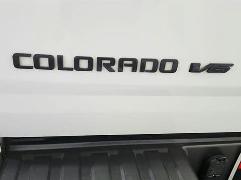 Used 2018 Chevrolet Colorado ZR2 AWD/4WD image 33