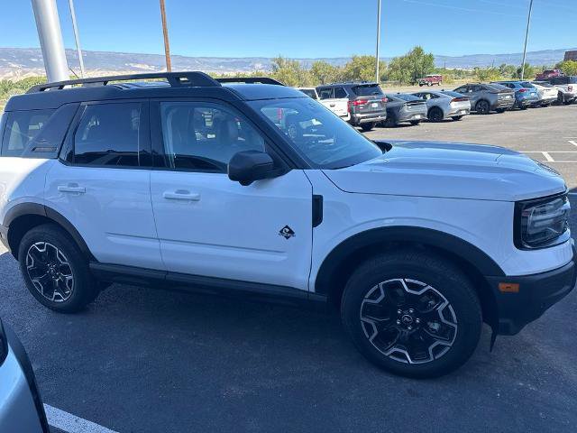 Certified 2025 Ford Bronco Sport Outer Banks w/ Outer Banks Tech Package+ AWD/4WD image 2