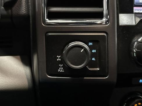 Used 2015 Ford F150 XLT w/ Equipment Group 302A Luxury image 21