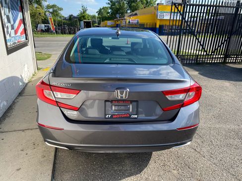 Used 2019 Honda Accord LX image 7