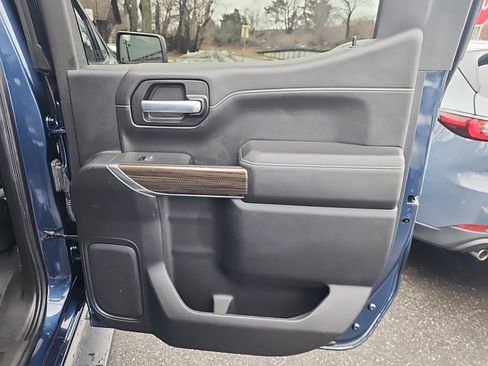 Used 2021 Chevrolet Silverado 1500 RST AWD/4WD image 44