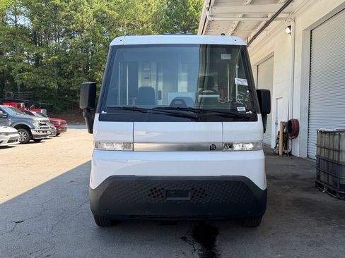 Used 2024 Chevrolet Brightdrop 600 w/ Commercial Equipment Package AWD/4WD image 2