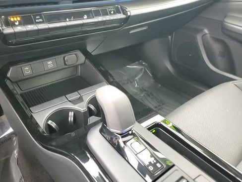 Used 2025 Toyota Prius Limited image 23