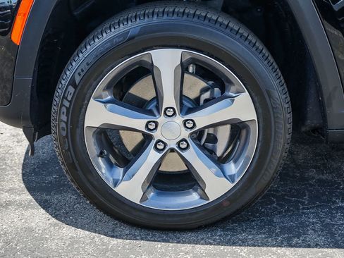 New 2026 Jeep Grand Cherokee L Limited image 9