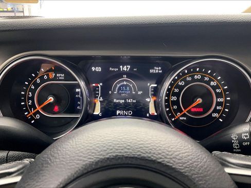 Used 2018 Jeep Wrangler Unlimited Sport S AWD/4WD image 22