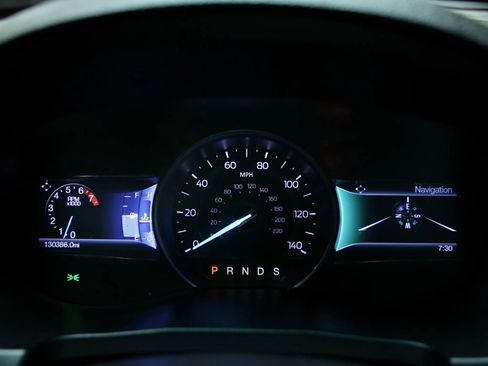 Used 2016 Ford Explorer Limited image 36