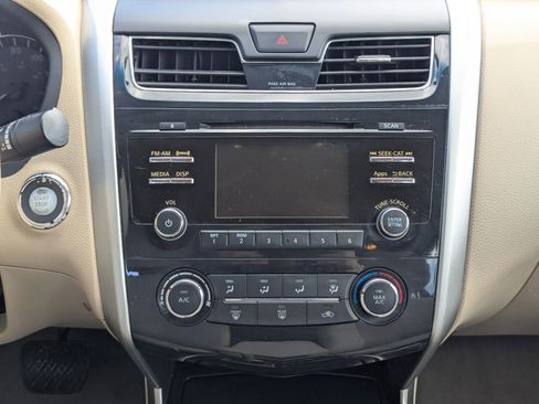 Used 2014 Nissan Altima 2.5 S w/ Display Audio Package image 13