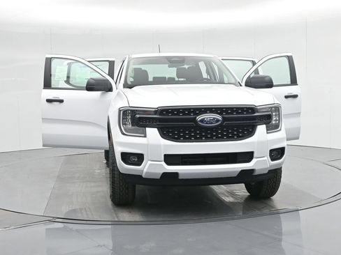 Used 2025 Ford Ranger XL RWD image 32