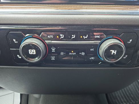 Certified 2023 Chevrolet Silverado 1500 LT AWD/4WD image 17