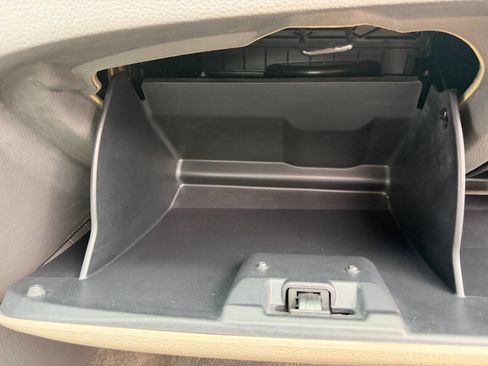 Used 2010 Ford Fusion SE FWD image 35