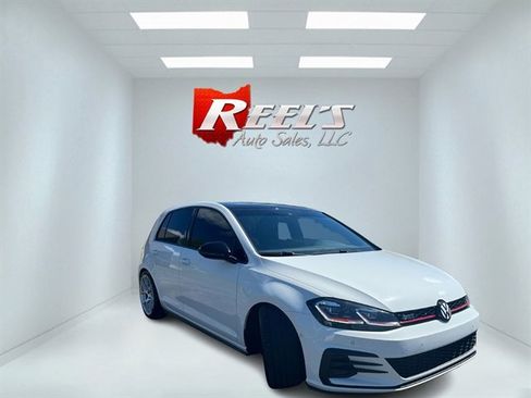 Used 2021 Volkswagen GTI Autobahn FWD image 3