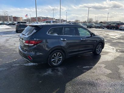 Used 2017 Hyundai Santa Fe SE