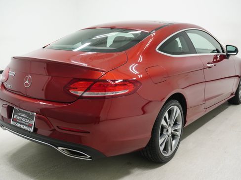 Used 2017 Mercedes-Benz C 300 Coupe image 4