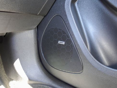 Used 2014 Chevrolet Volt Premium w/ Premium Trim Package FWD image 24
