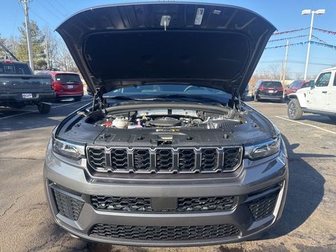 New 2026 Jeep Grand Cherokee L Limited image 8