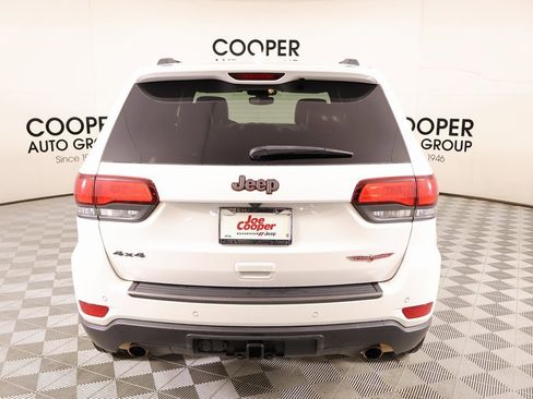 Used 2021 Jeep Grand Cherokee Trailhawk w/ Trailhawk Luxury Group image 23