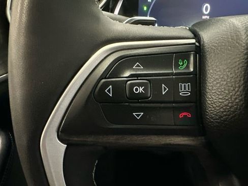 Used 2022 Jeep Grand Cherokee Limited 4xe image 22