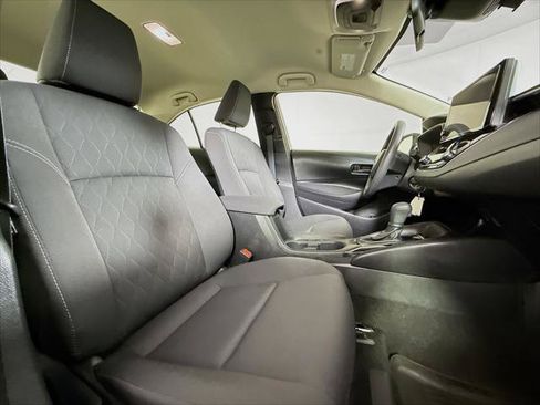 Used 2024 Toyota Corolla LE FWD image 24