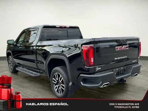 Certified 2022 GMC Sierra 1500 AT4 w/ AT4 Premium Package image 5