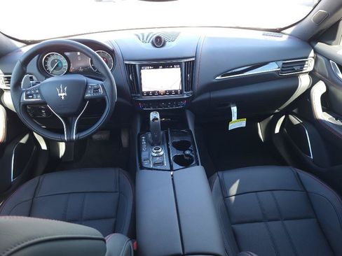 Used 2024 Maserati Levante Modena Ultima AWD/4WD image 29