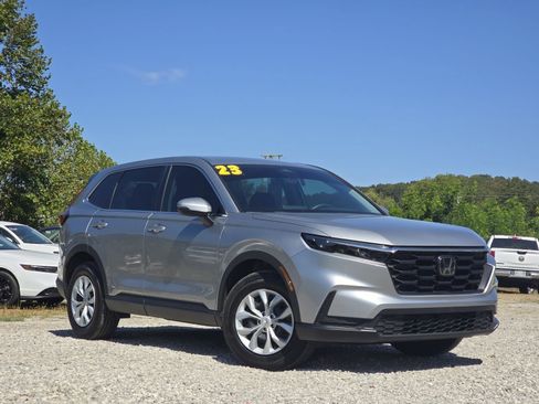 Used 2023 Honda CR-V LX image 2