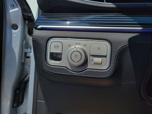 New 2026 Mercedes-Benz GLE 53 AMG 4MATIC image 18
