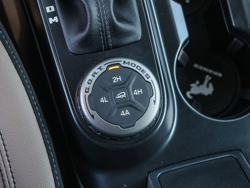 Used 2024 Ford Bronco Wildtrak image 20