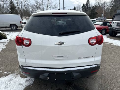 Used 2012 Chevrolet Traverse LS FWD image 5