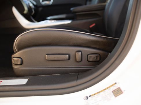 Used 2018 Acura TLX V6 w/ Technology & A-SPEC Pkg image 15