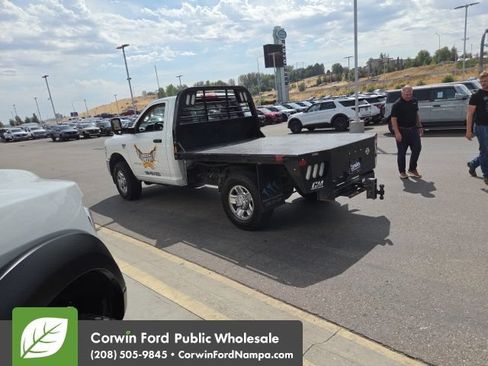 Used 2019 RAM 2500 Tradesman w/ Chrome Appearance Group AWD/4WD image 11