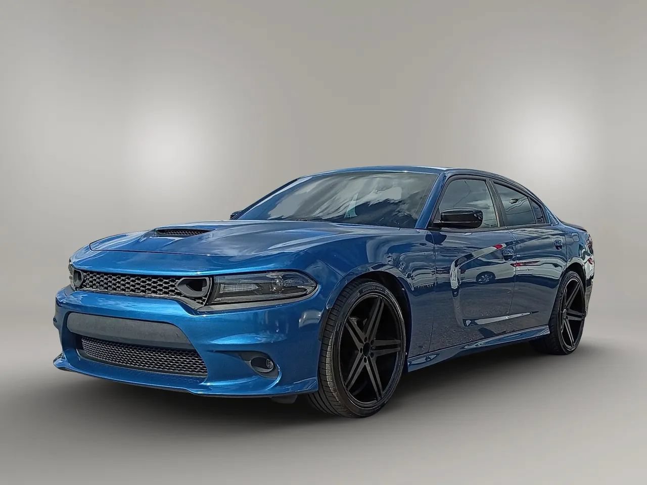 Used 2021 Dodge Charger R/T w/ Blacktop Package RWD image 3
