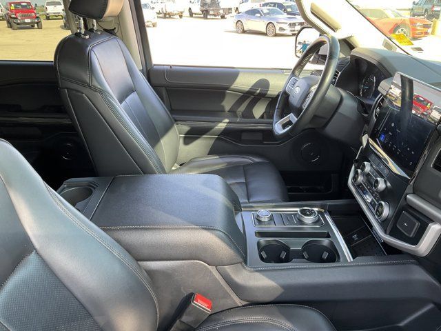 Used 2024 Ford Expedition Max XLT AWD/4WD image 19