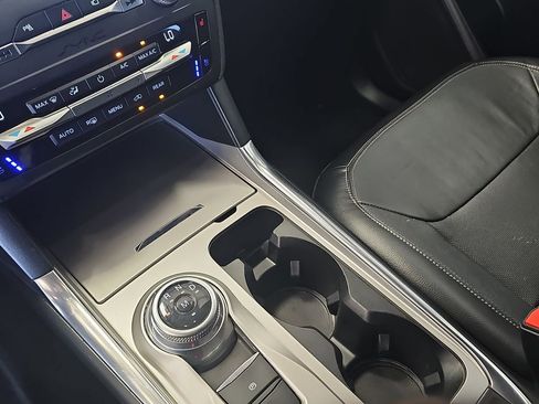 Used 2020 Ford Explorer Limited RWD image 24
