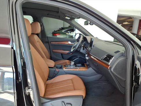 Certified 2023 Audi Q5 2.0T Premium w/ Convenience Package image 21