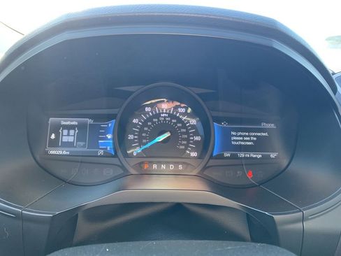 Used 2023 Ford Edge SEL image 10