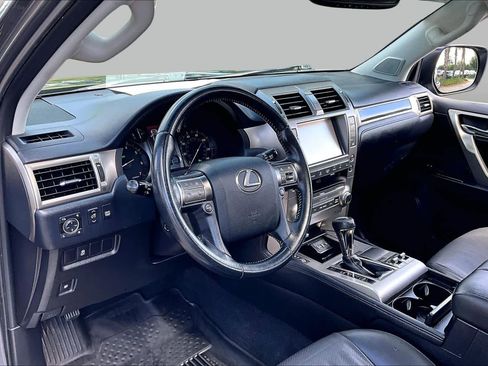 Used 2017 Lexus GX 460 w/ Navigation Package AWD/4WD image 17